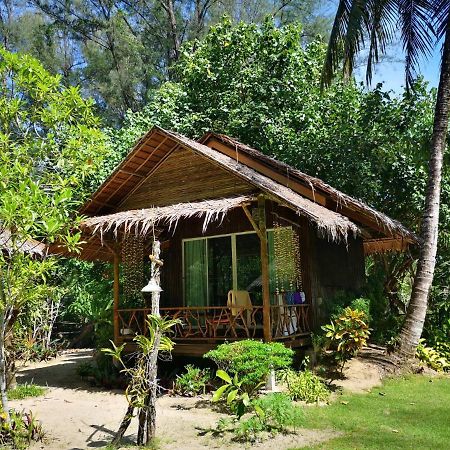 Hapla Beach Cottage Koh Kho Khao Island Kültér fotó
