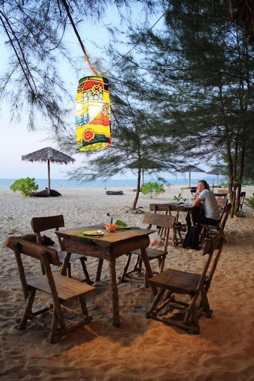 Hapla Beach Cottage Koh Kho Khao Island Kültér fotó