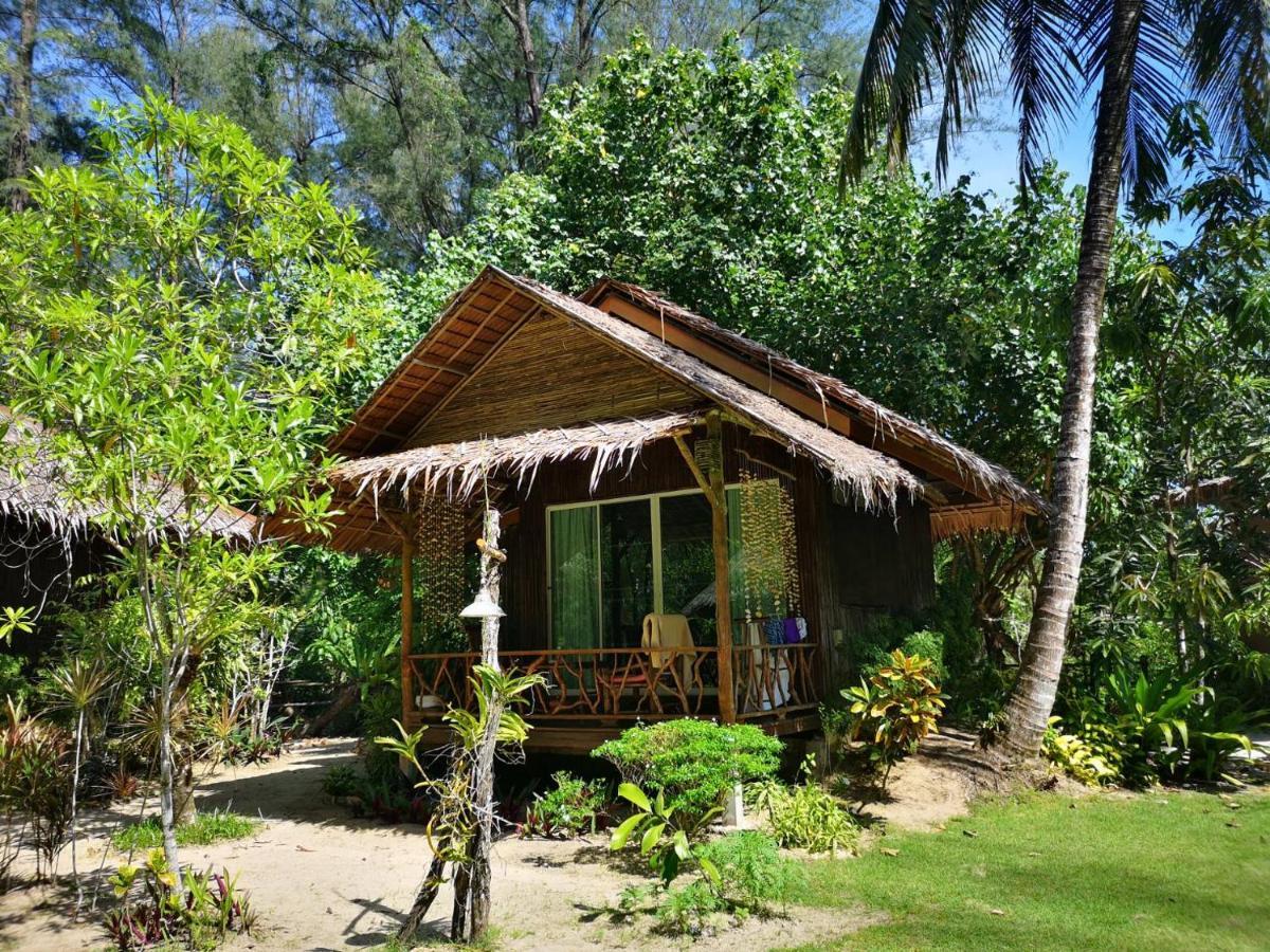 Hapla Beach Cottage Koh Kho Khao Island Kültér fotó